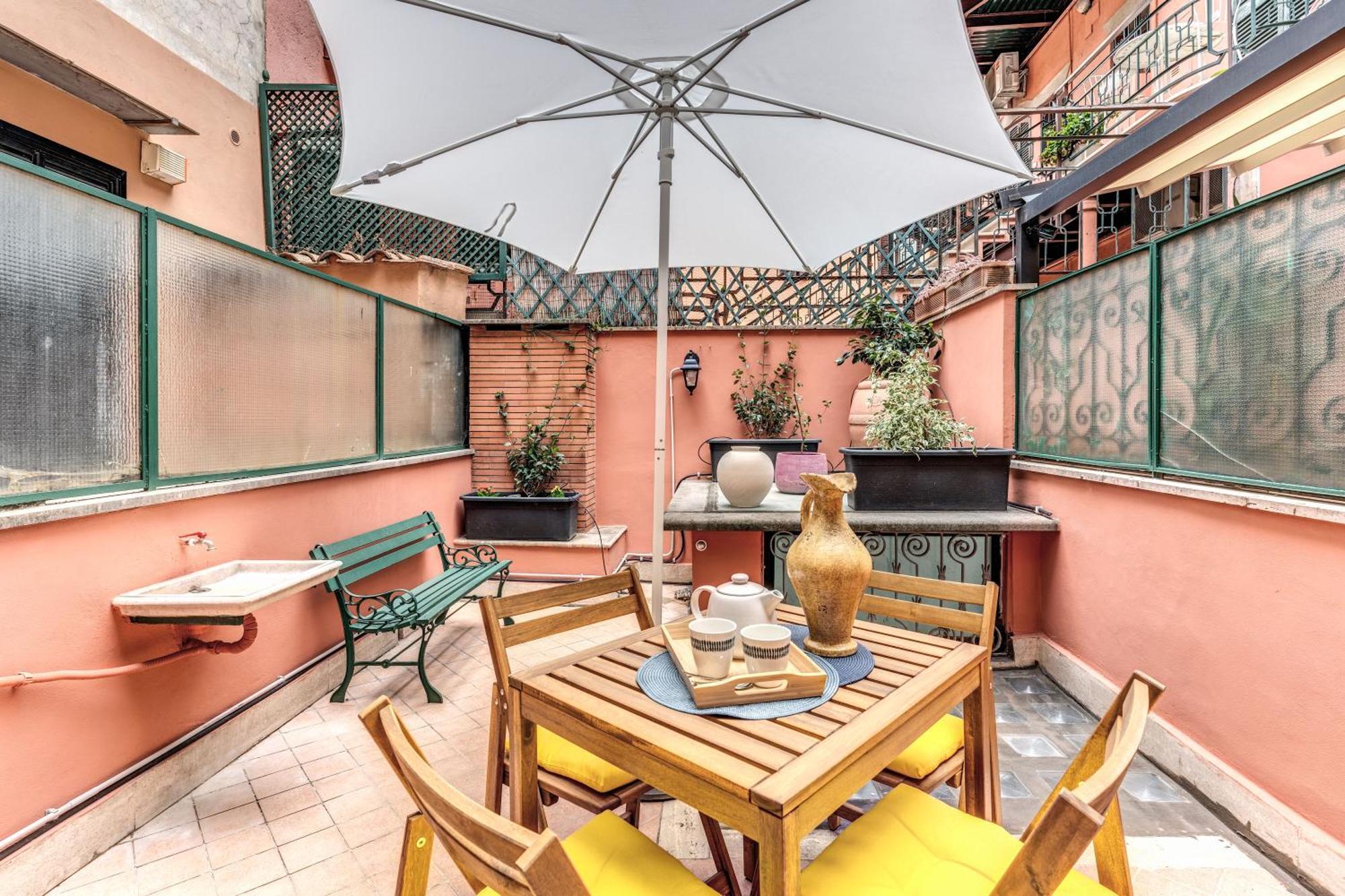 Elegant Apartment Behind The Colosseum Rome Luaran gambar