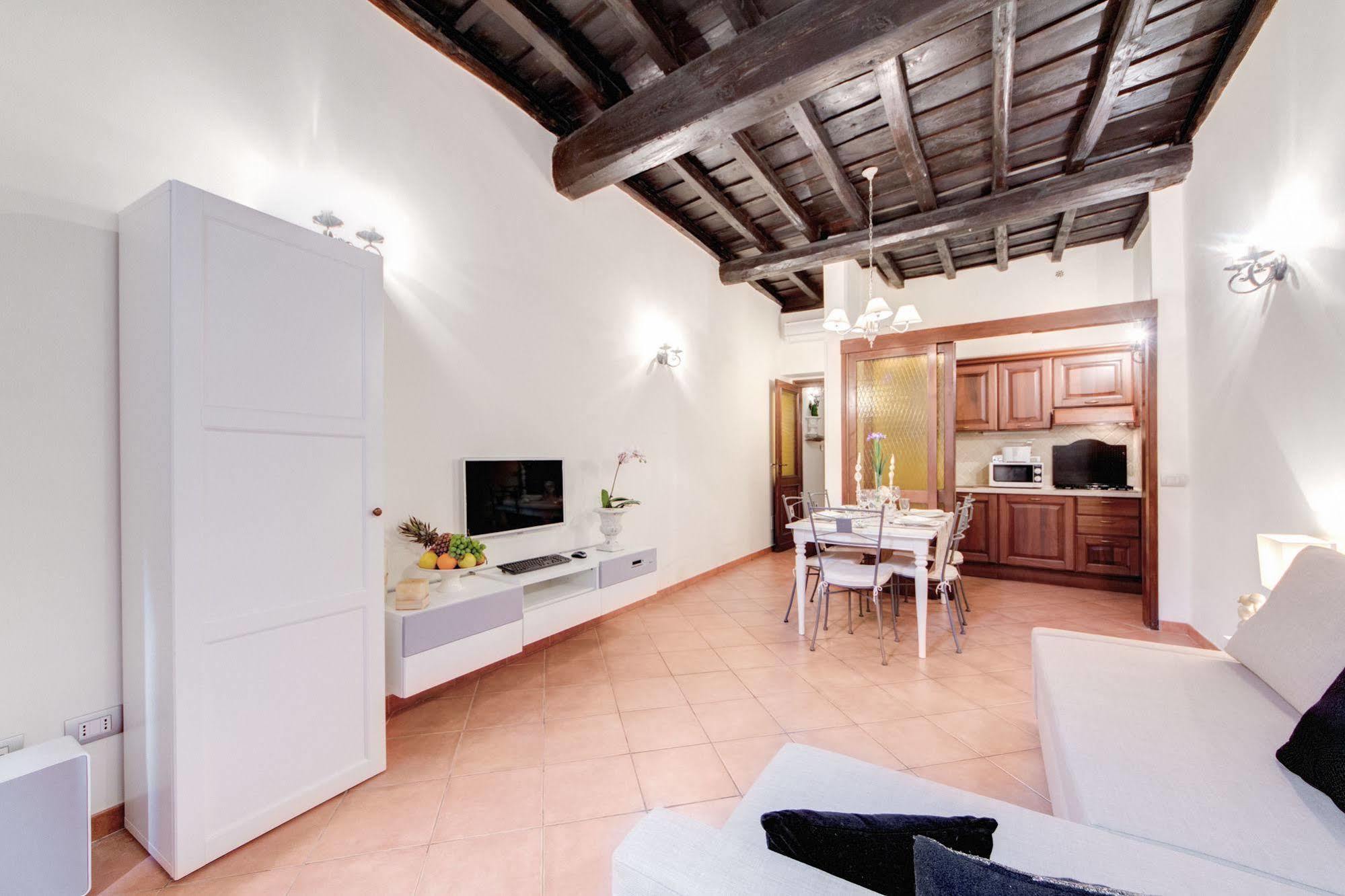 Elegant Apartment Behind The Colosseum Rome Luaran gambar