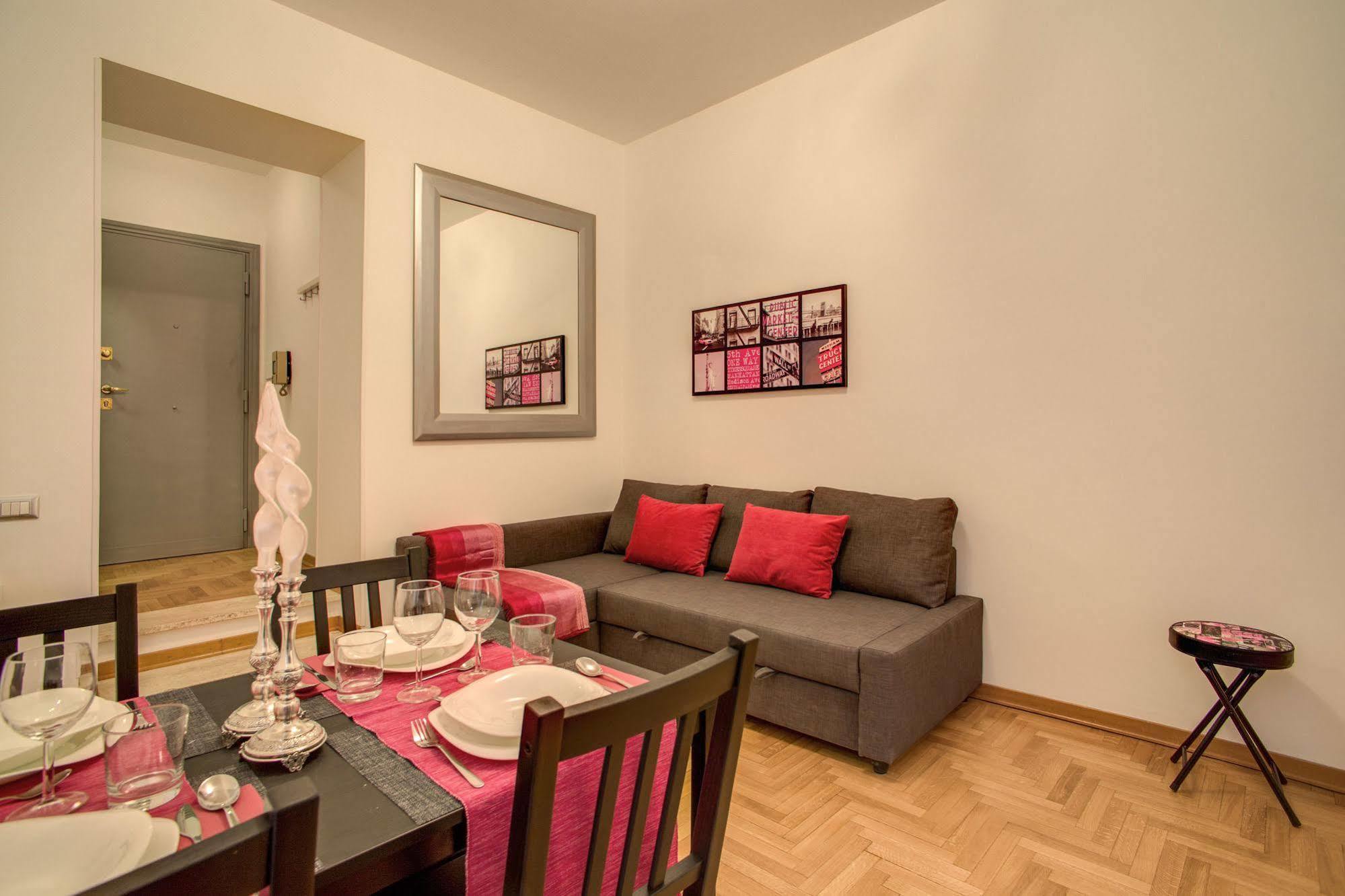 Elegant Apartment Behind The Colosseum Rome Luaran gambar