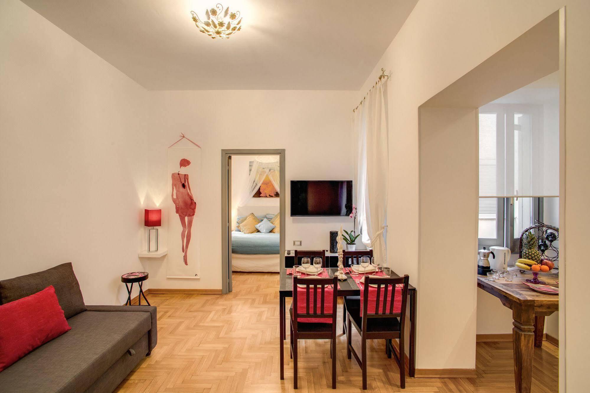 Elegant Apartment Behind The Colosseum Rome Luaran gambar